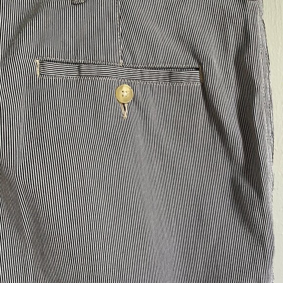 Lands End Mens Pinstriped Cotton Shorts Size 46 - Picture 5 of 7